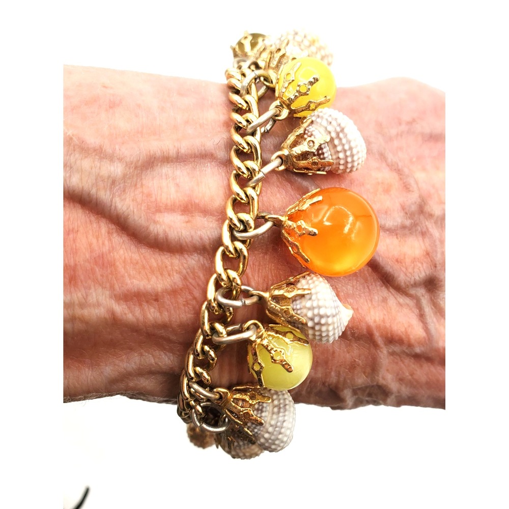 Vintage Seashell Charm Bracelet Colorful Bobble Beads Dangles Gold Tone 8"